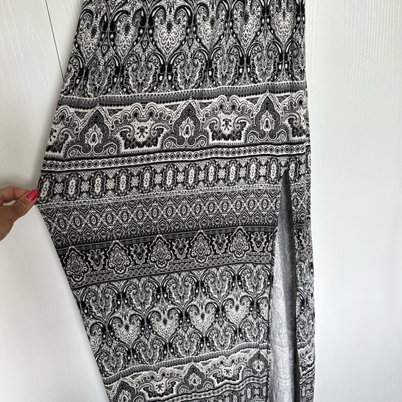 Maxi Dress - Picture 4 of 5